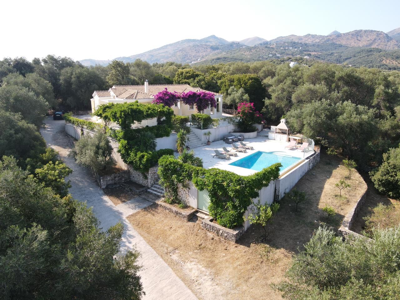 Villa in Insel Korfu, Griechenland, 140 m2 - Foto 1