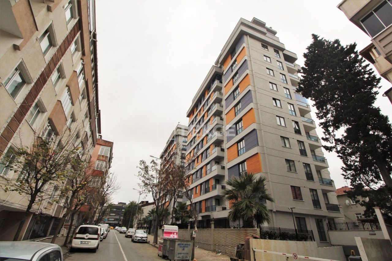 Apartment in Istanbul, Turkey, 222 sq.m - picture 1