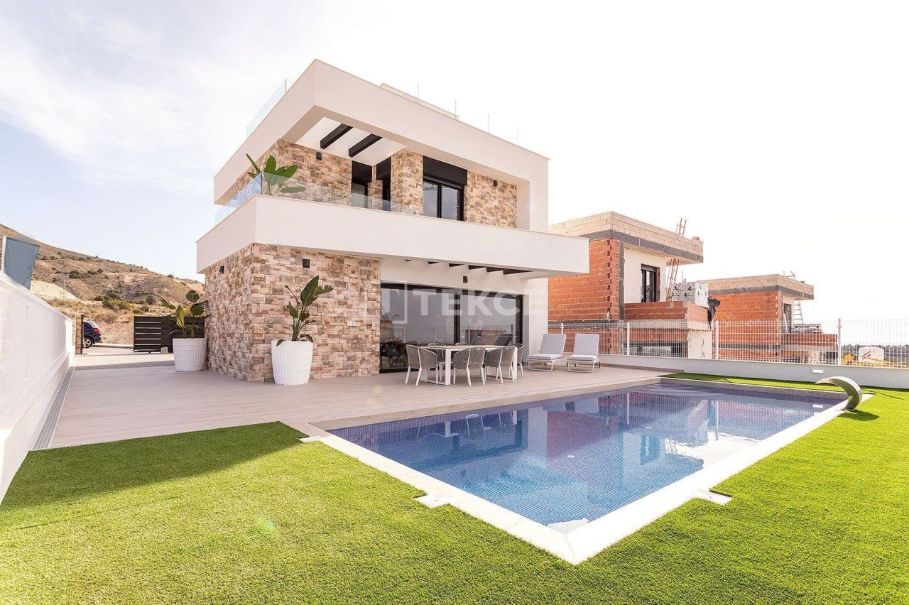 Villa in Finestrat, Spanien, 140 m2 - Foto 1