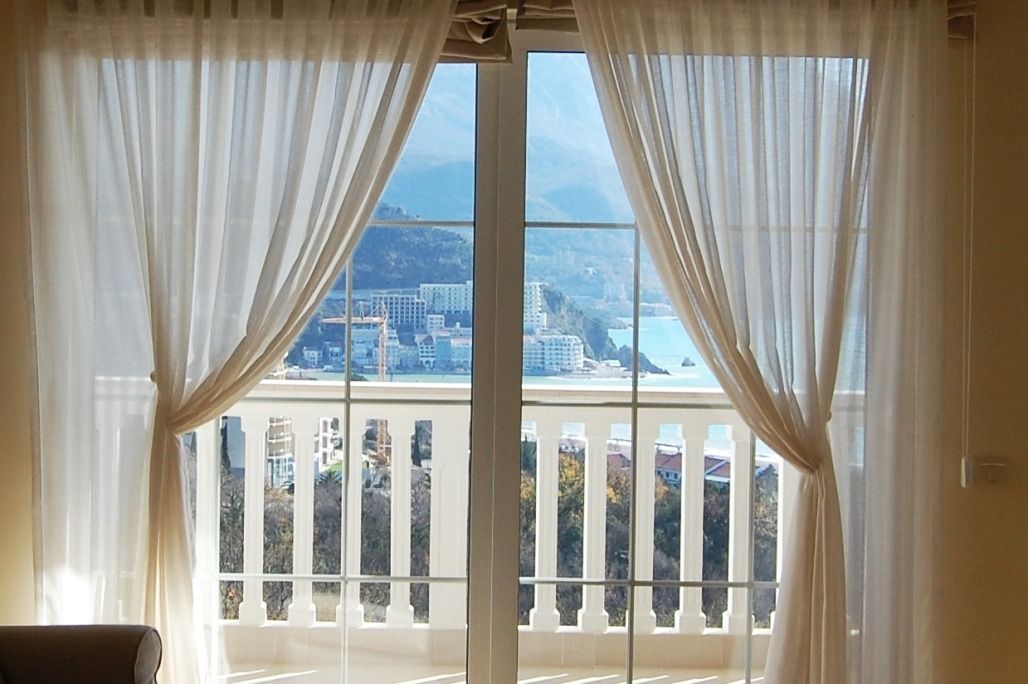 Villa en Becici, Montenegro, 294 m2 - imagen 1