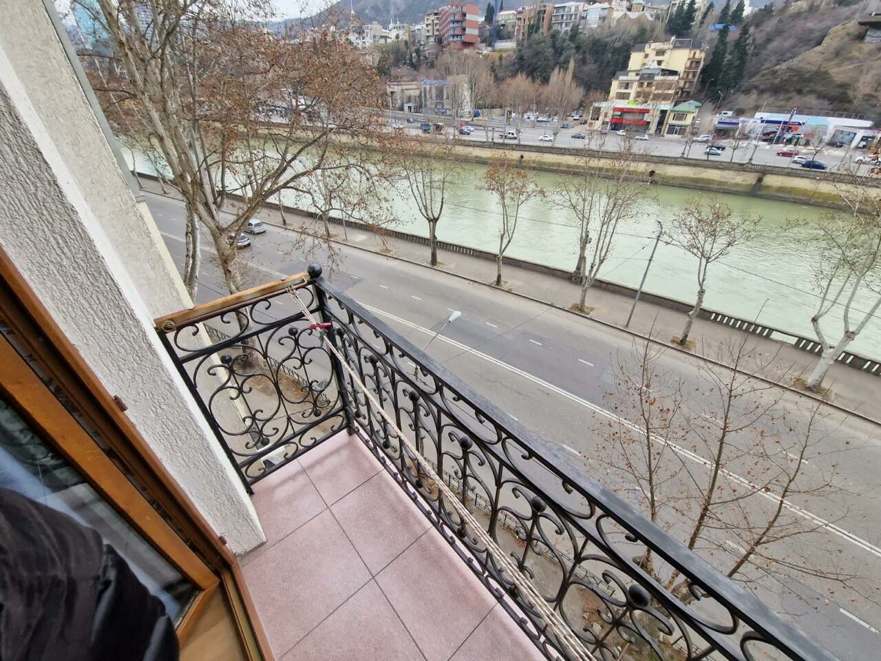Flat in Tbilisi, Georgia, 70 sq.m - picture 1
