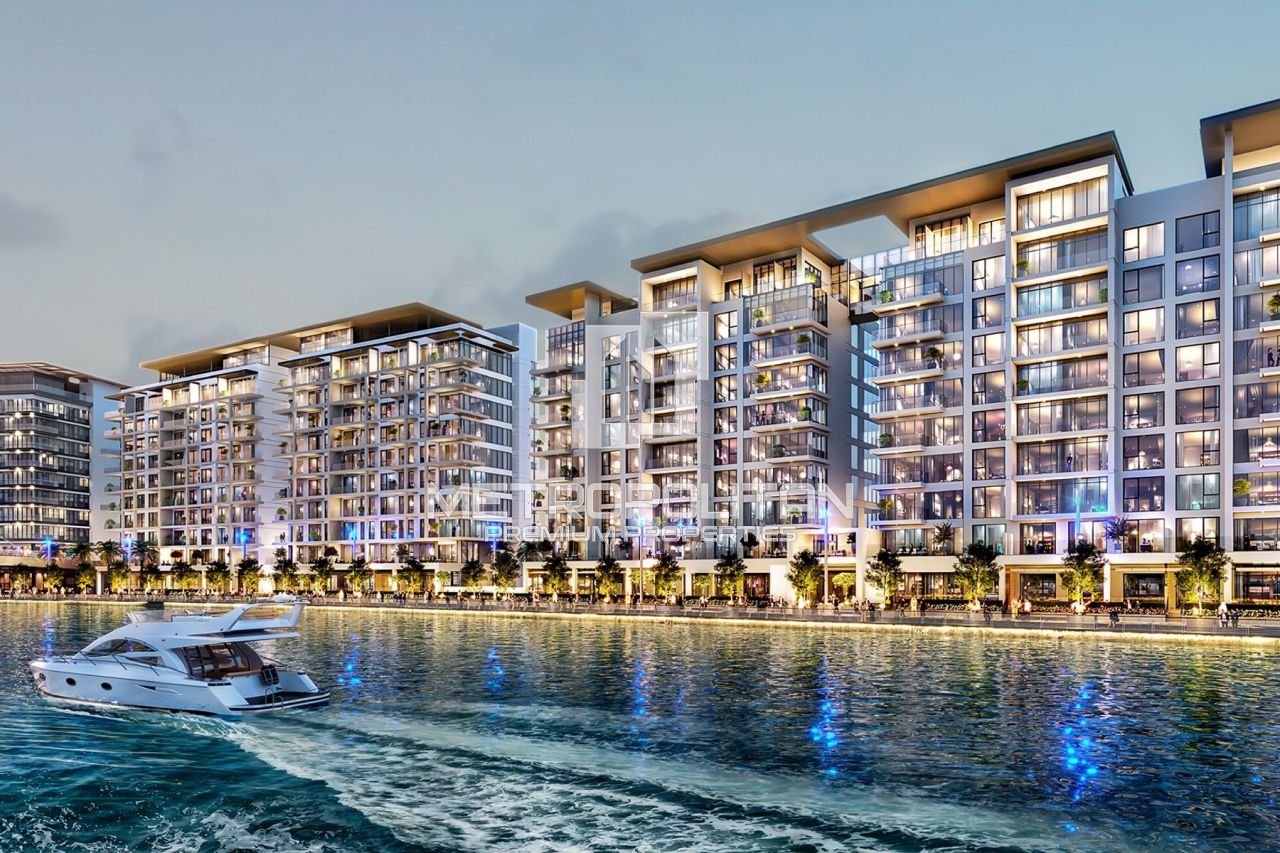 Apartment in Dubai, UAE, 237 sq.m - picture 1