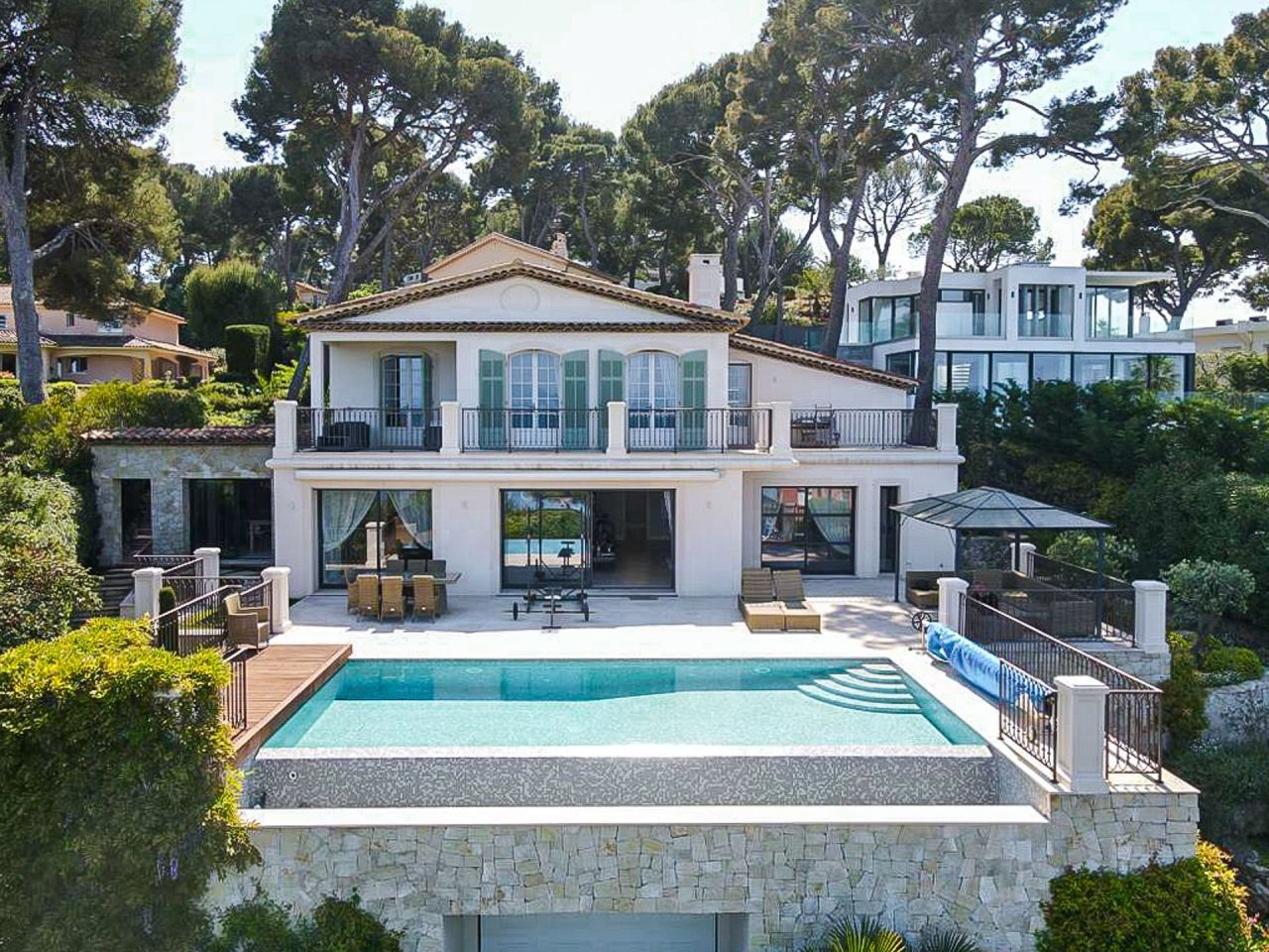Villa en Antibes, Francia, 500 m2 - imagen 1