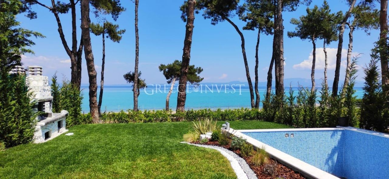Villa in Chalkidiki, Greece, 300 sq.m - picture 1