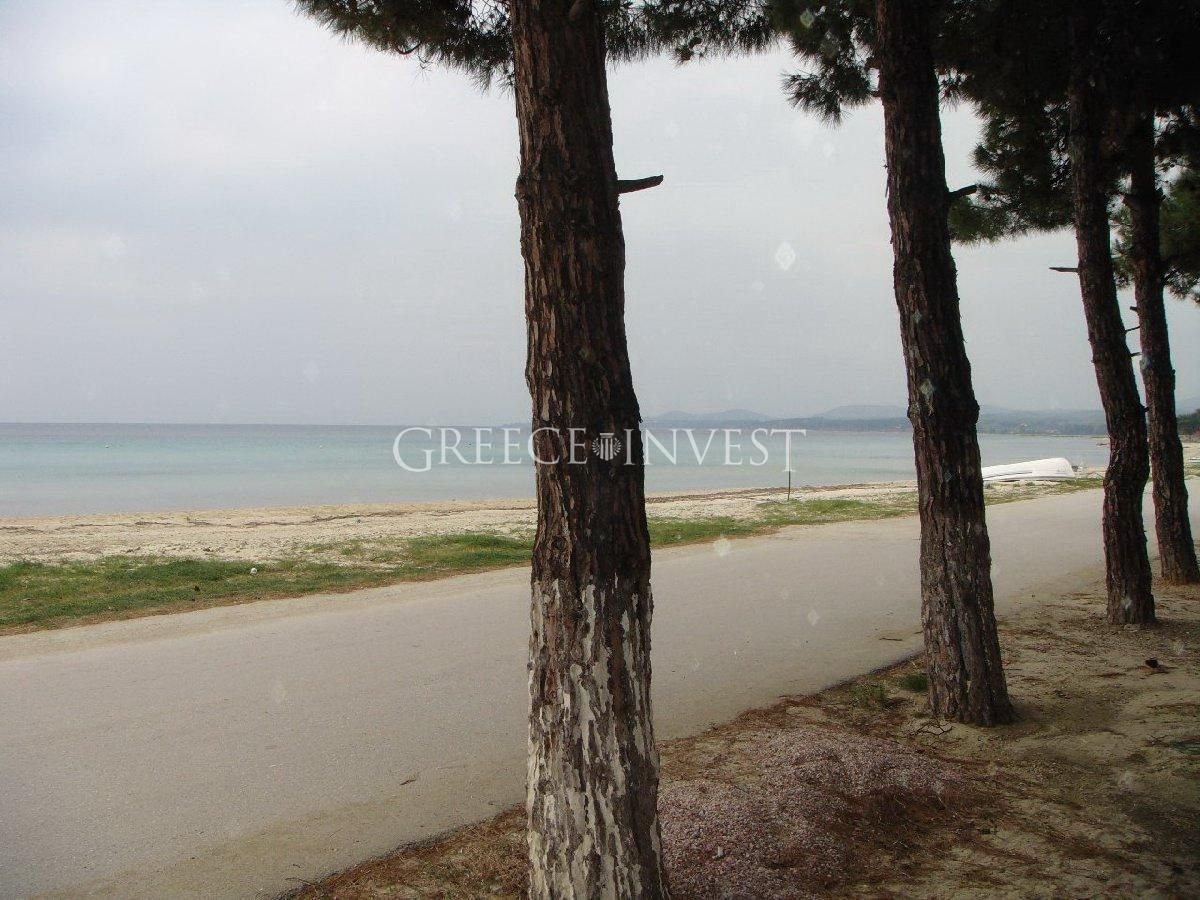Land in Chalkidiki, Greece, 850 sq.m - picture 1