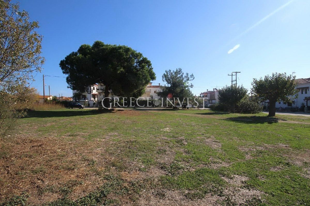 Land in Chalkidiki, Greece, 1 000 sq.m - picture 1