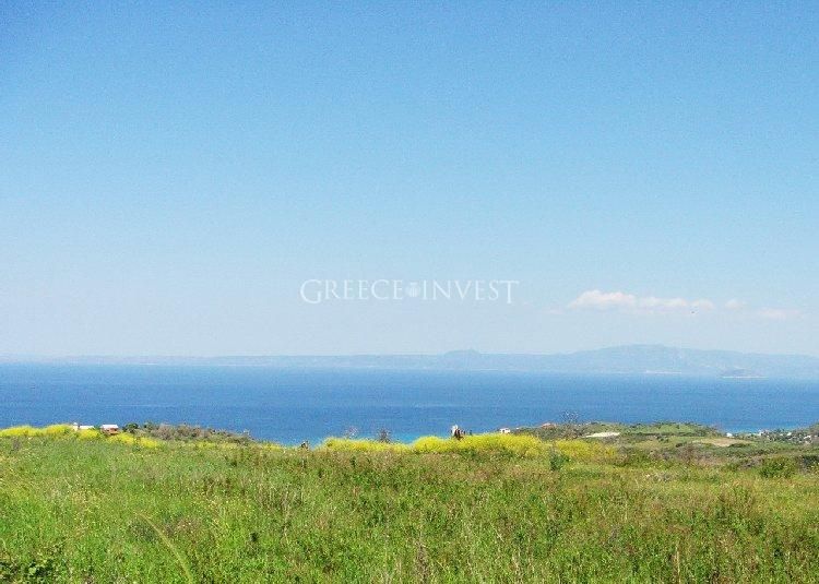 Land in Chalkidiki, Greece, 6 500 sq.m - picture 1