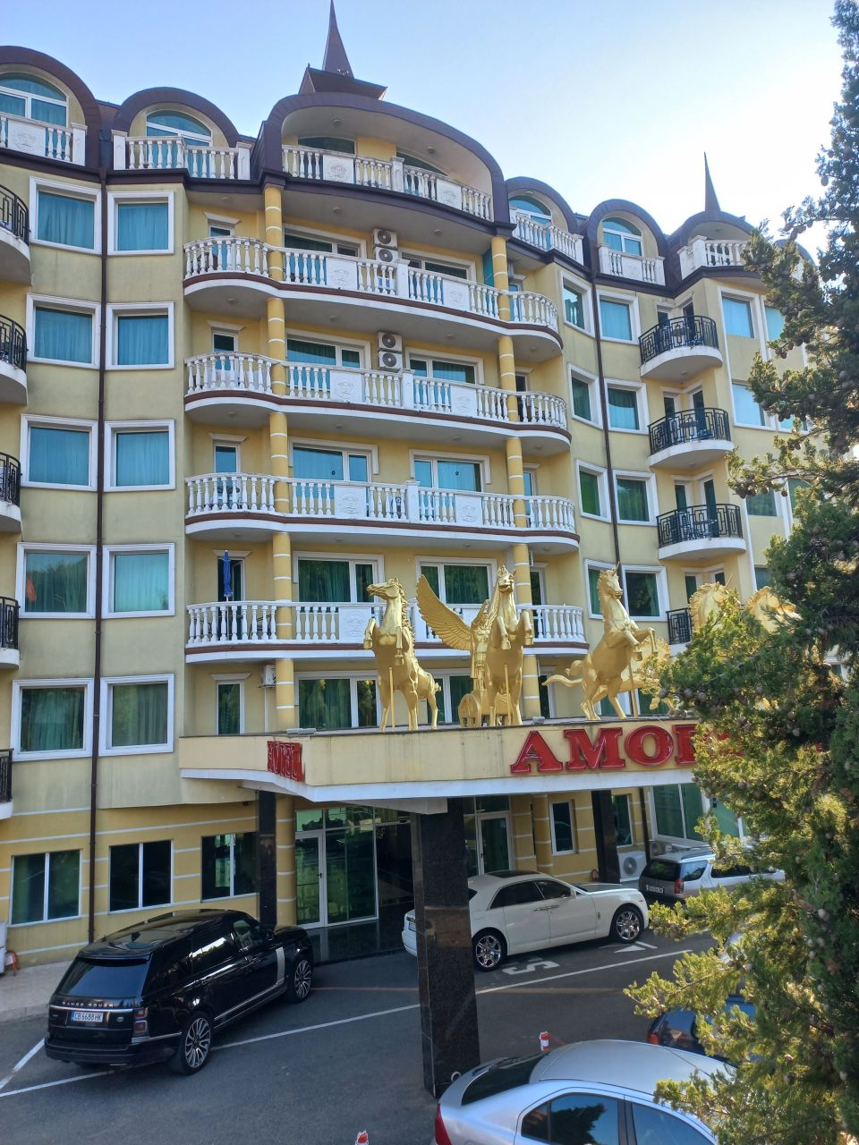 Apartment in Elenite, Bulgaria, 50.8 sq.m - picture 1