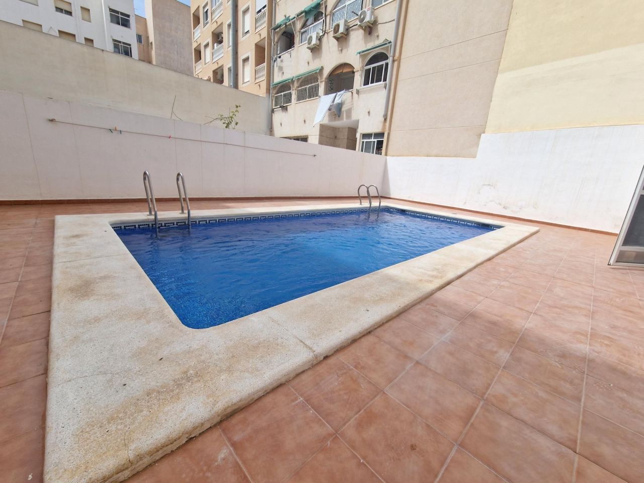 Flat in Torrevieja, Spain, 64 sq.m - picture 1