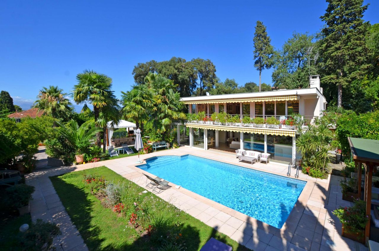 Villa en Antibes, Francia, 280 m2 - imagen 1