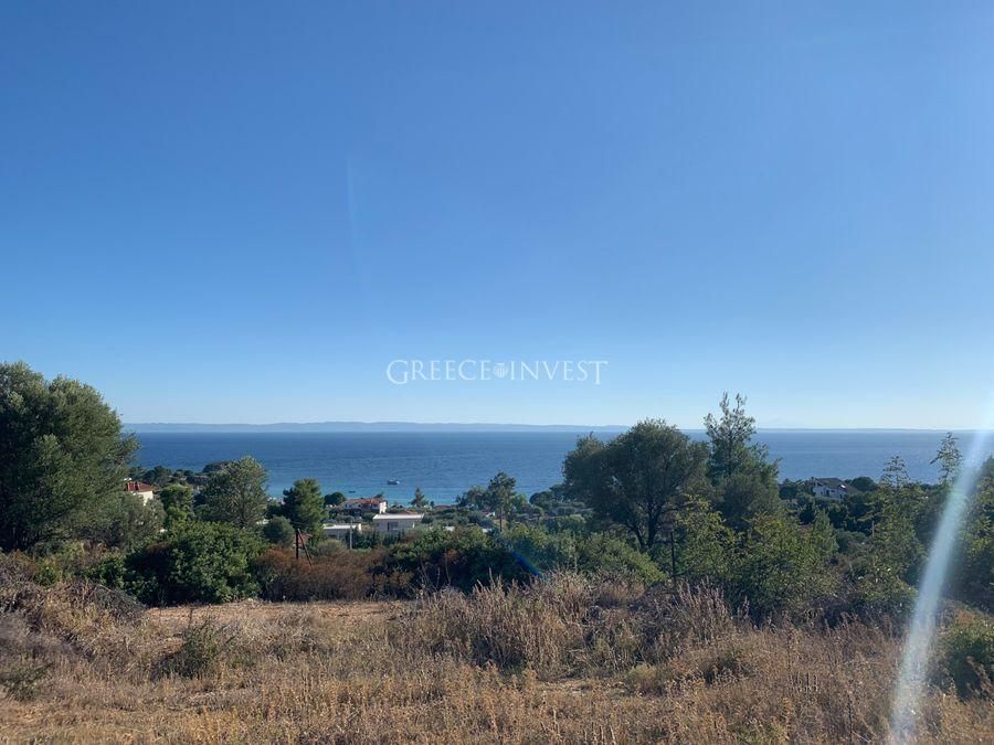 Grundstück in Chalkidiki, Griechenland, 16 000 m² - Foto 1