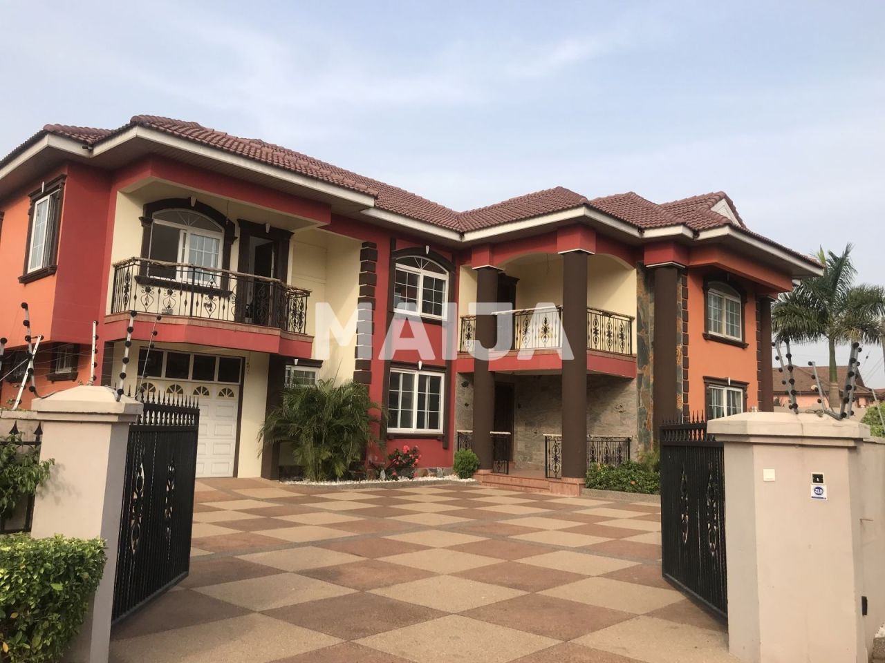 House Ajiringano, Ghana, 280 sq.m - picture 1