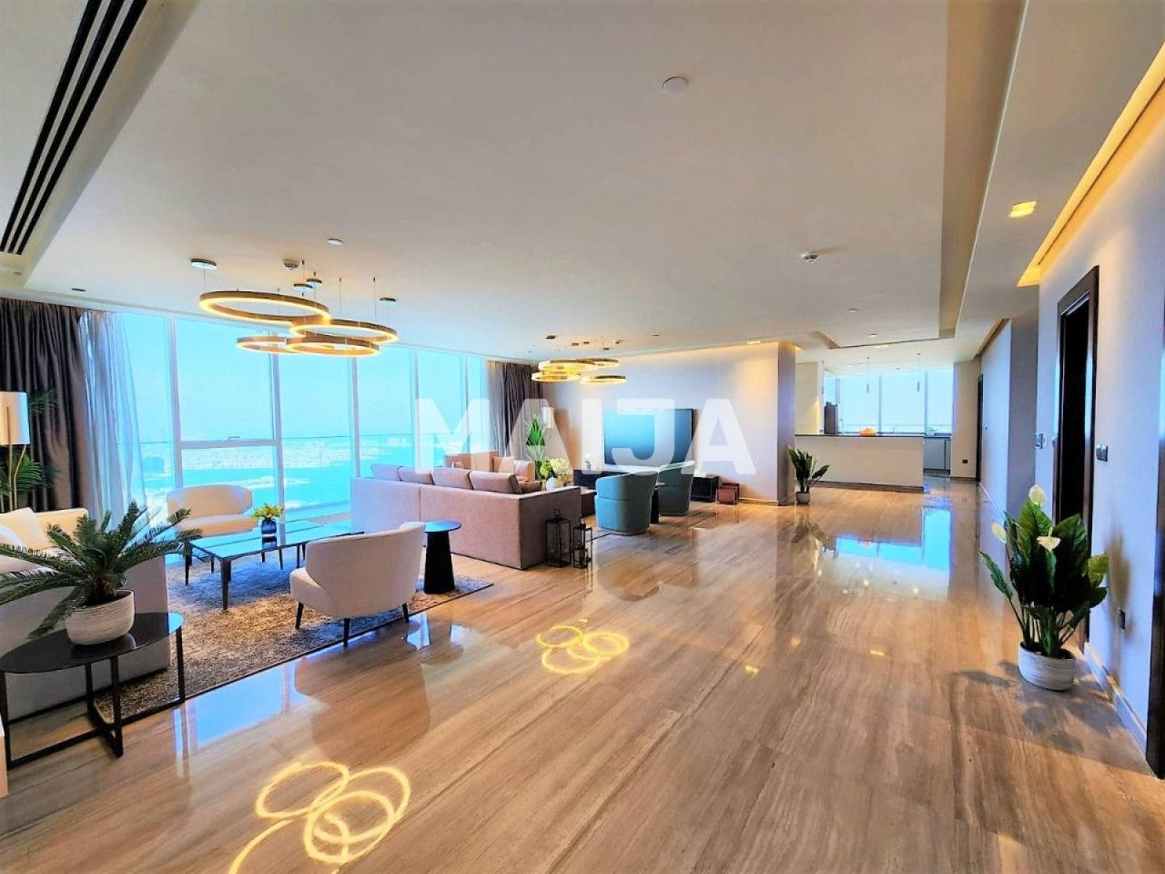 Apartment in Dubai, UAE, 421.33 sq.m - picture 1