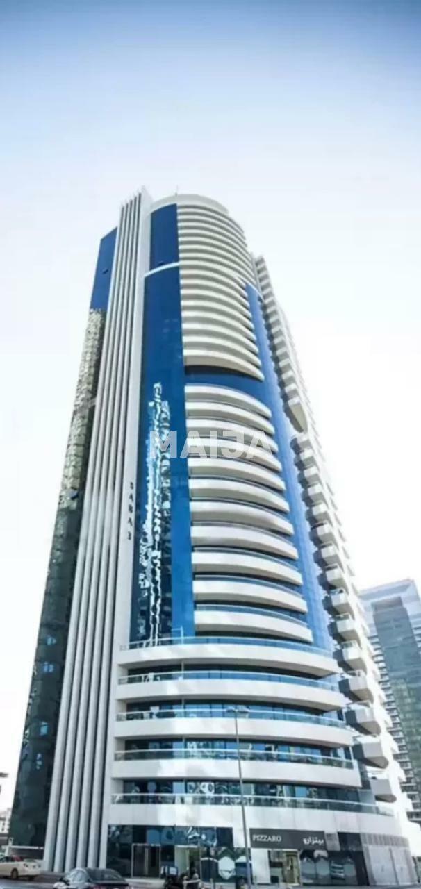 Apartment in Dubai, UAE, 73 sq.m - picture 1