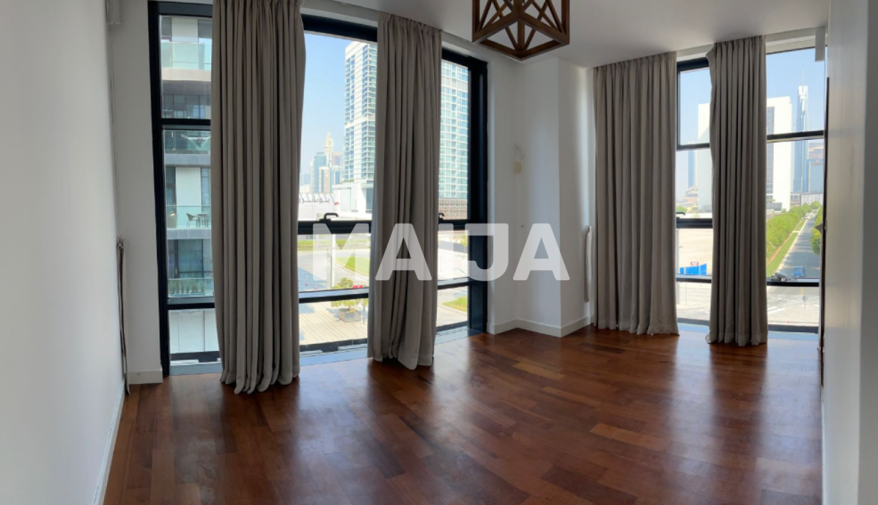 Apartment in Dubai, UAE, 193 sq.m - picture 1