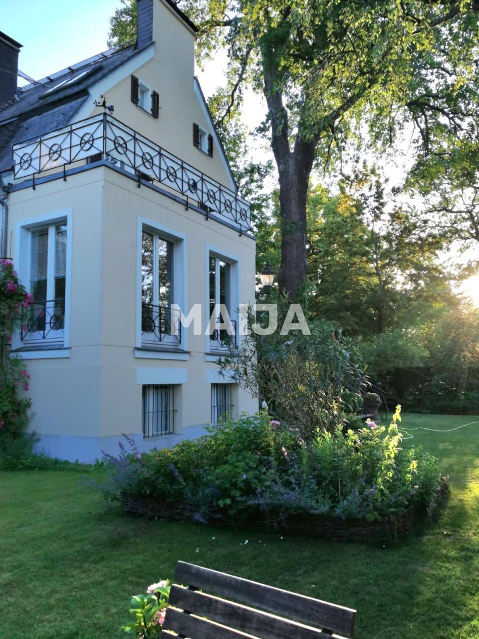Villa in Berlin, Germany, 343 sq.m - picture 1