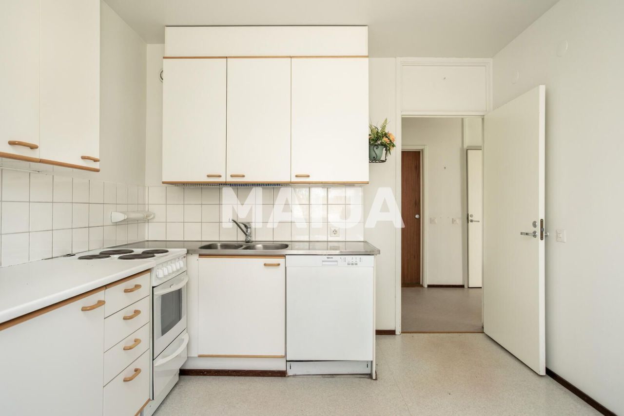 Apartment in Lahti, Finland, 57.5 sq.m - picture 1