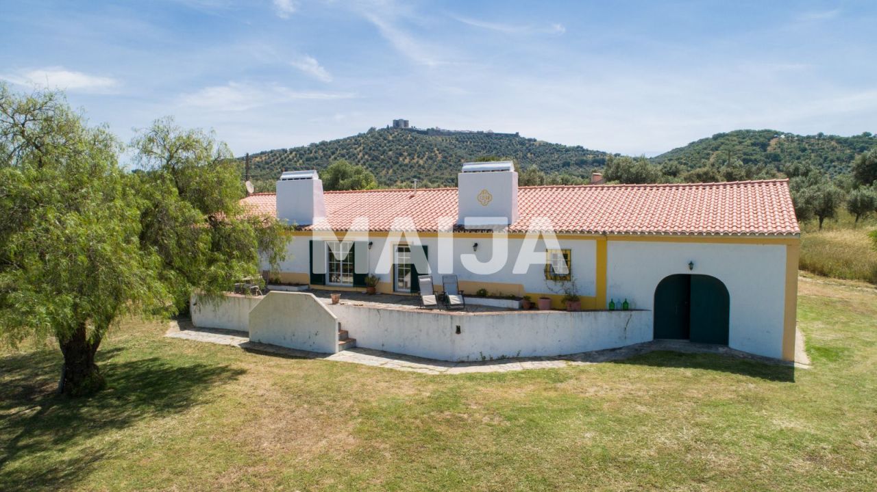 House Monte Roque Marques, Portugal, 171 sq.m - picture 1