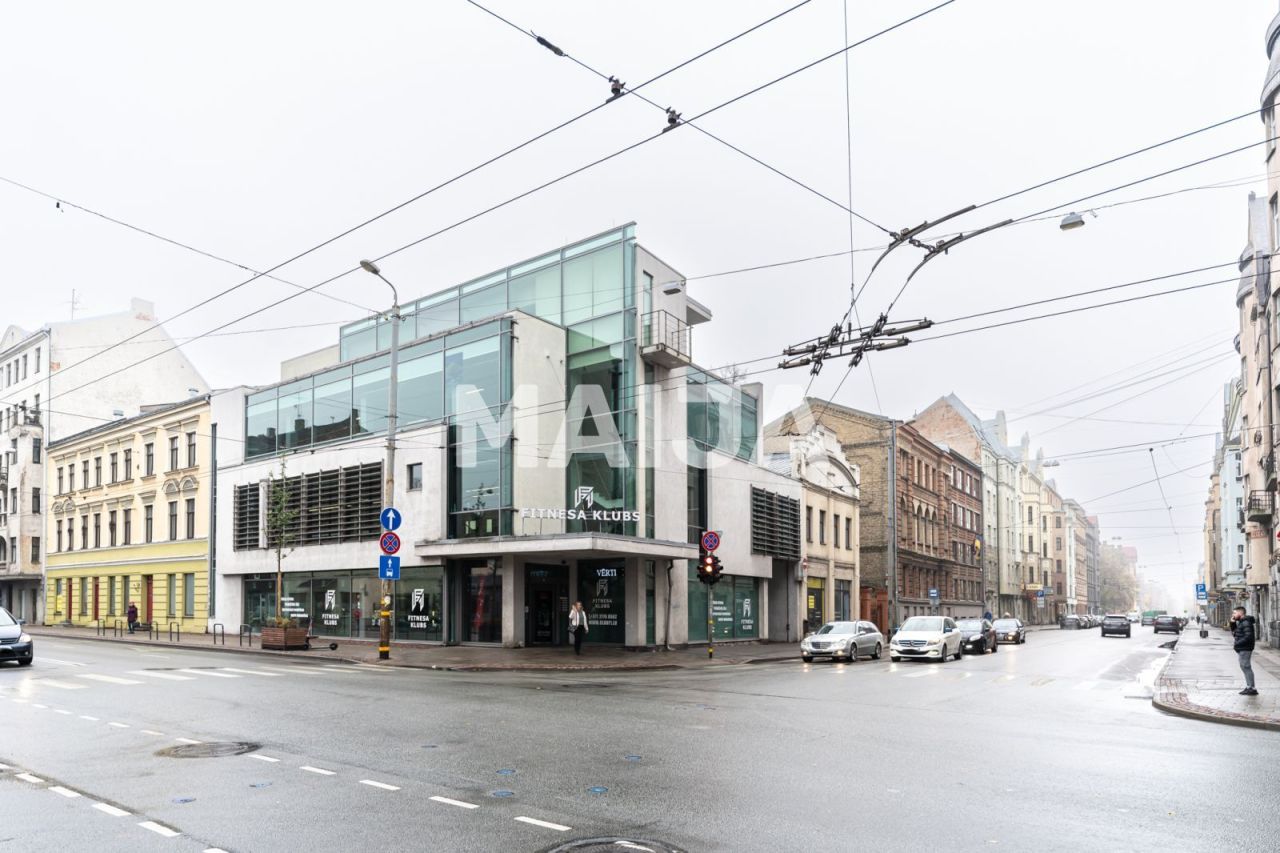 Office in Riga, Latvia, 1 634 sq.m - picture 1