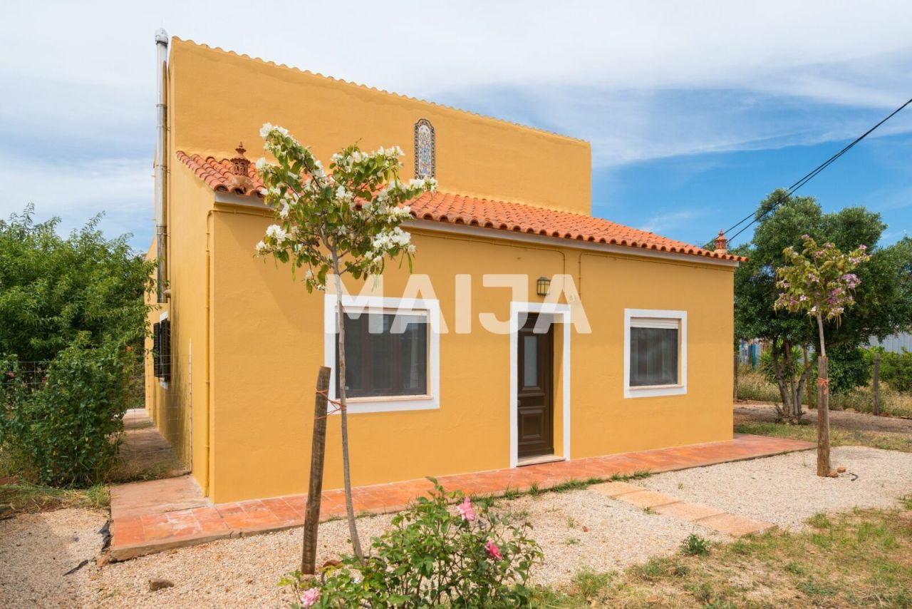 Cottage in Silves, Portugal, 140 sq.m - picture 1