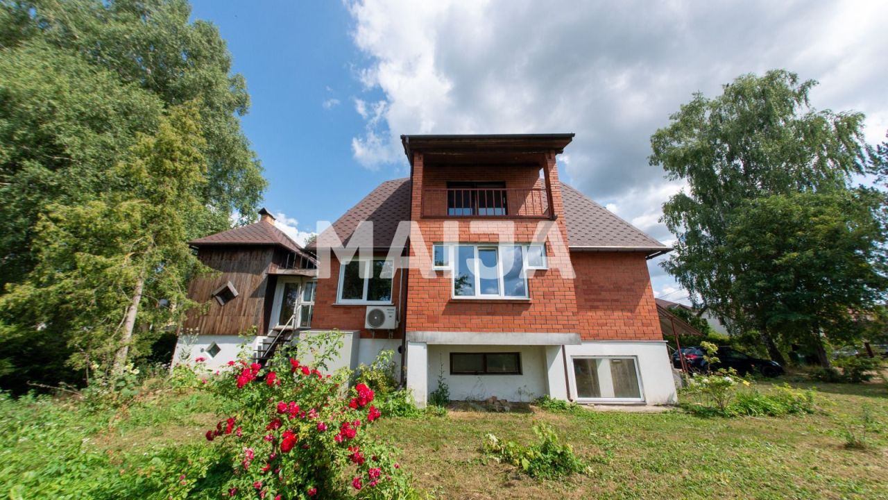 House in Salaspils, Latvia, 277 sq.m - picture 1