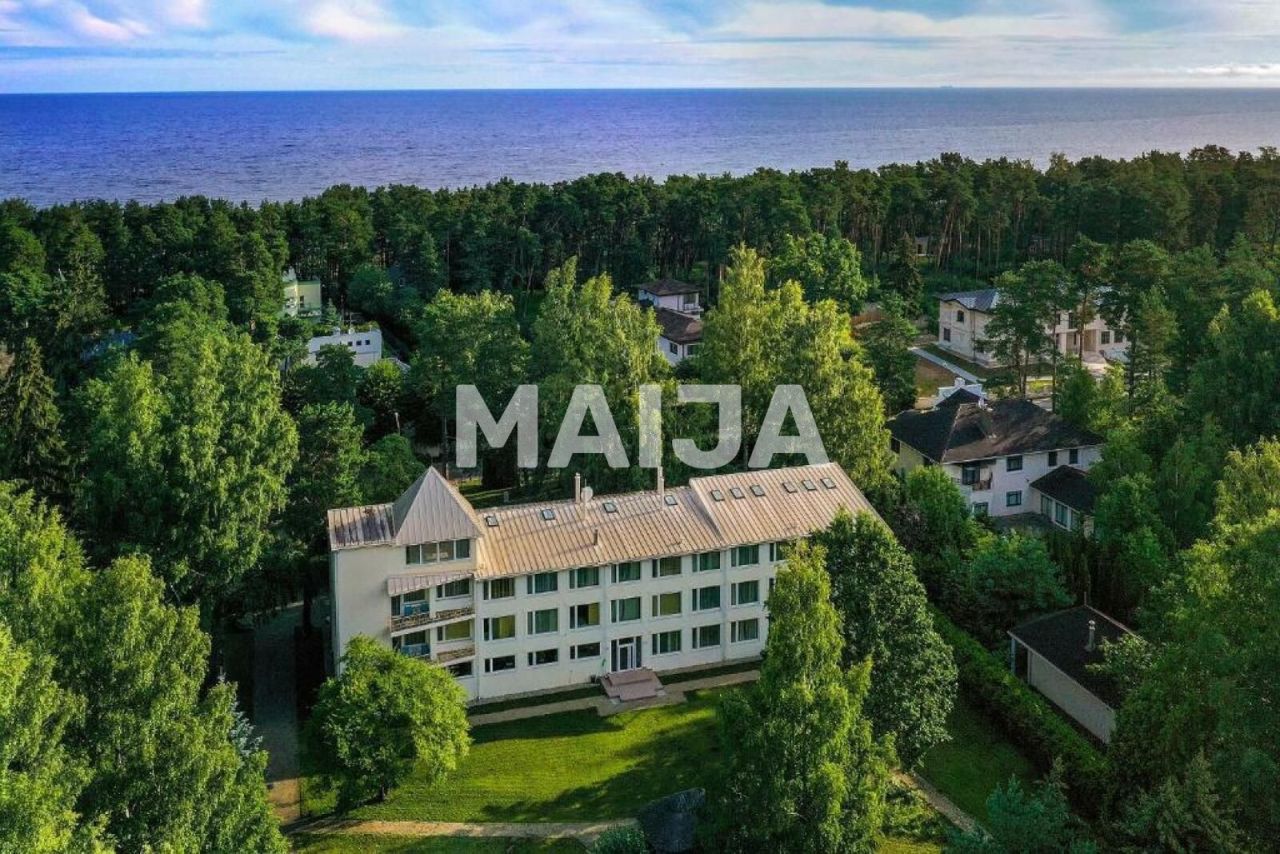 Hotel en Jūrmala, Letonia, 1 100 m2 - imagen 1