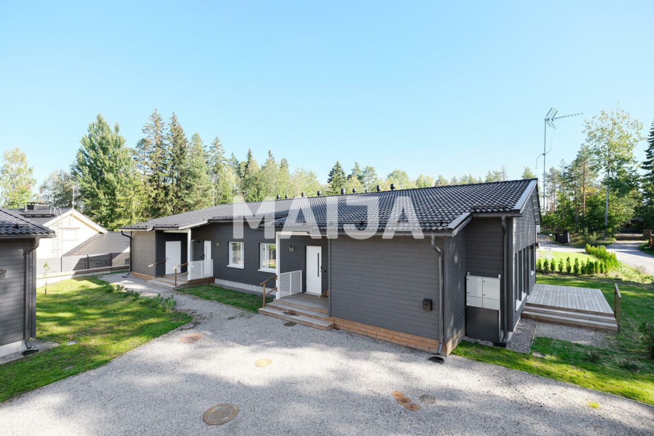 Casa en Vantaa, Finlandia, 93.5 m2 - imagen 1