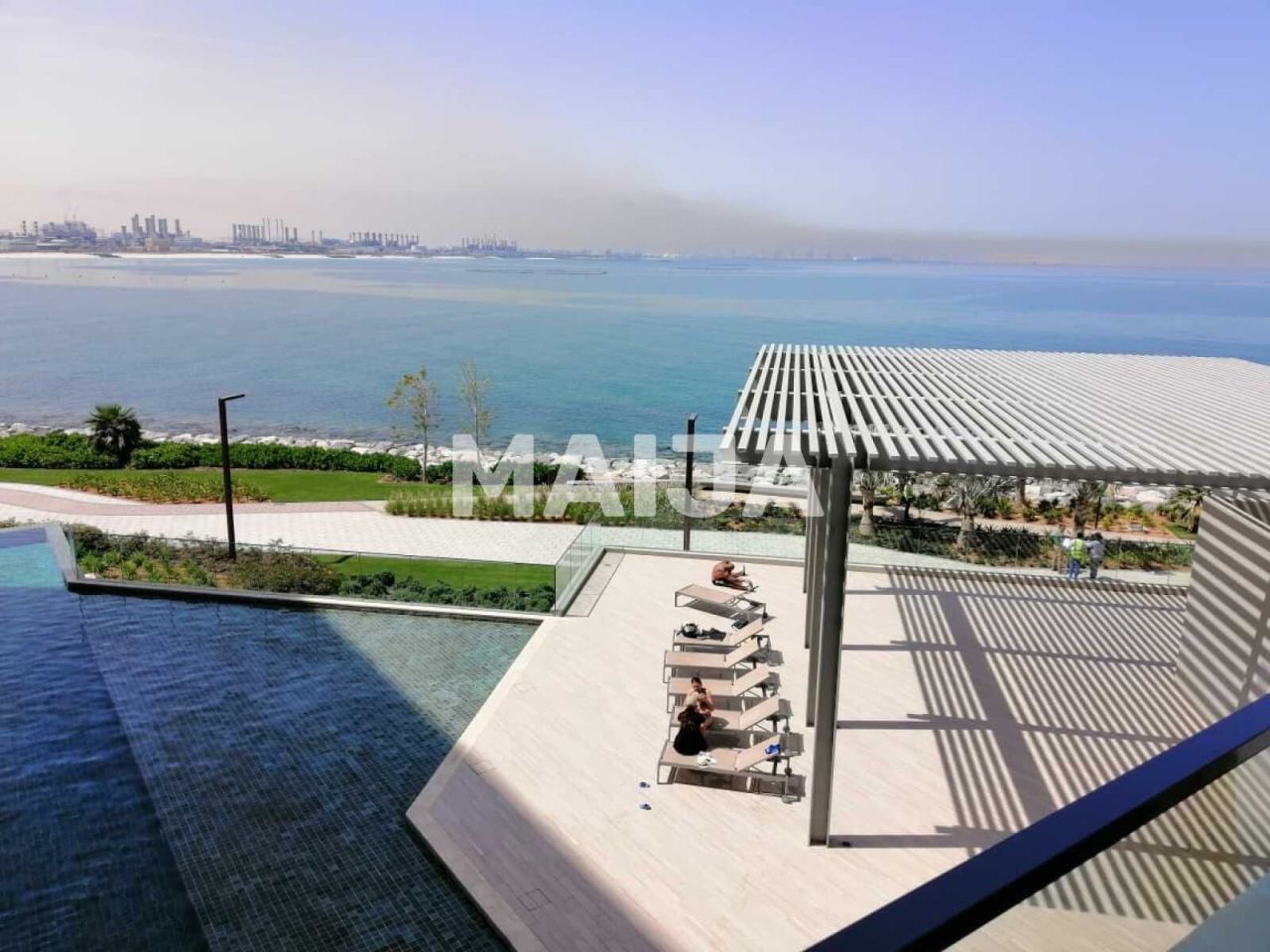 Apartment in Dubai, UAE, 136 sq.m - picture 1