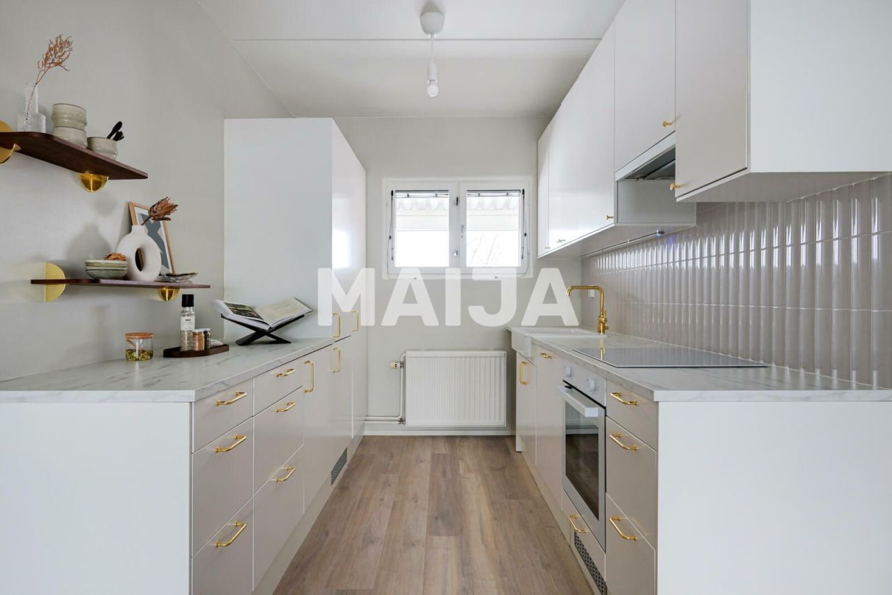 Apartment in Helsinki, Finland, 60 sq.m - picture 1