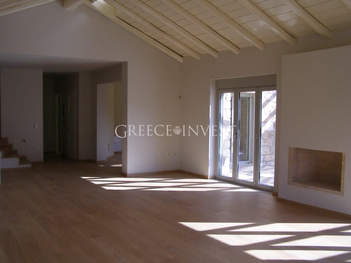 Villa in Athens, Greece, 485 sq.m - picture 1