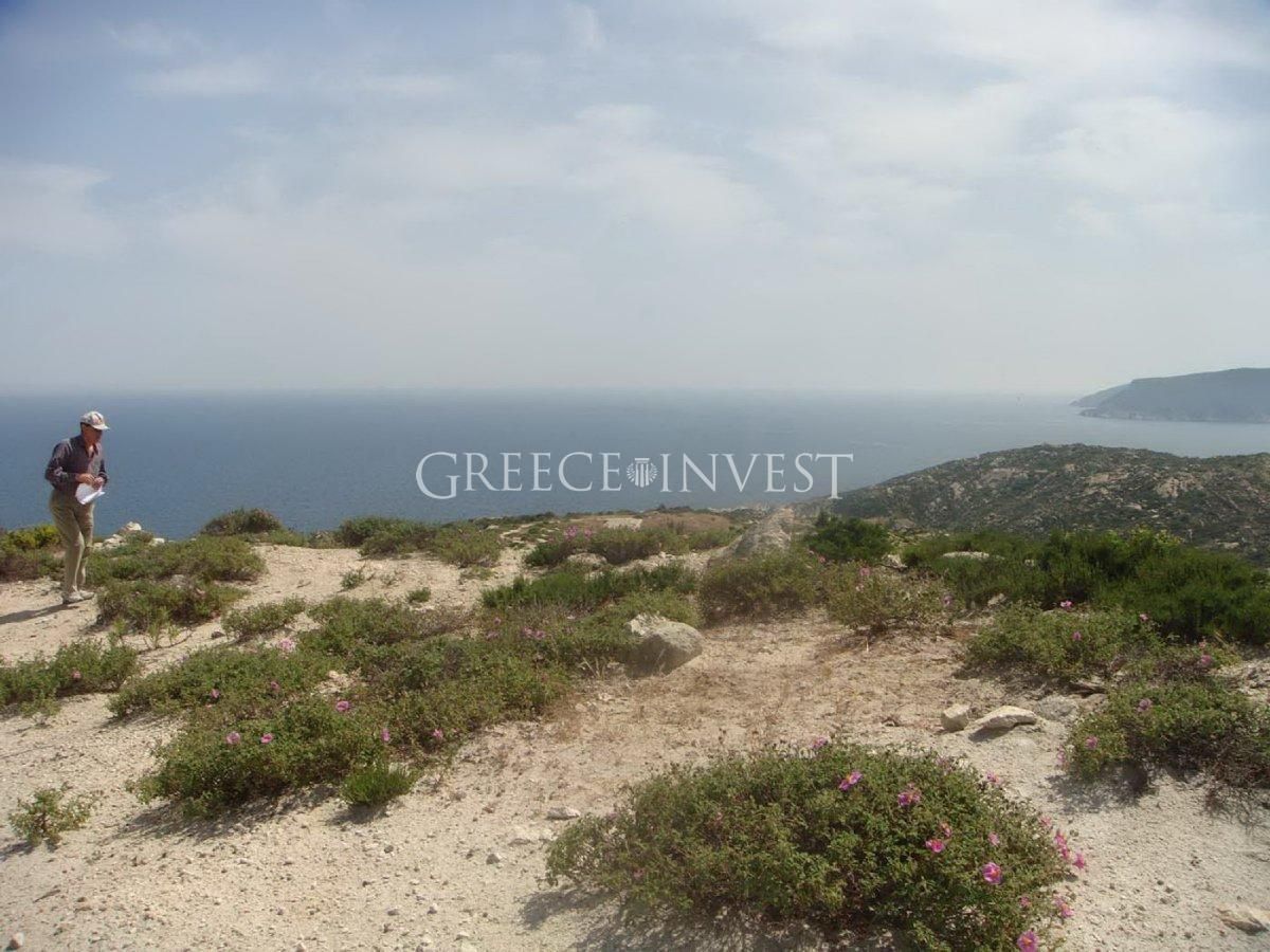 Land in Chalkidiki, Greece, 500 sq.m - picture 1
