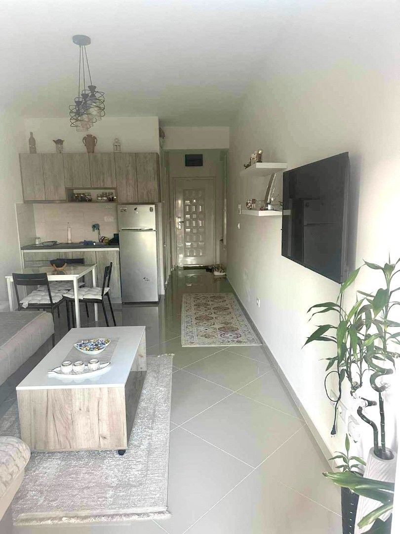 Flat in Bar, Montenegro, 30 sq.m - picture 1