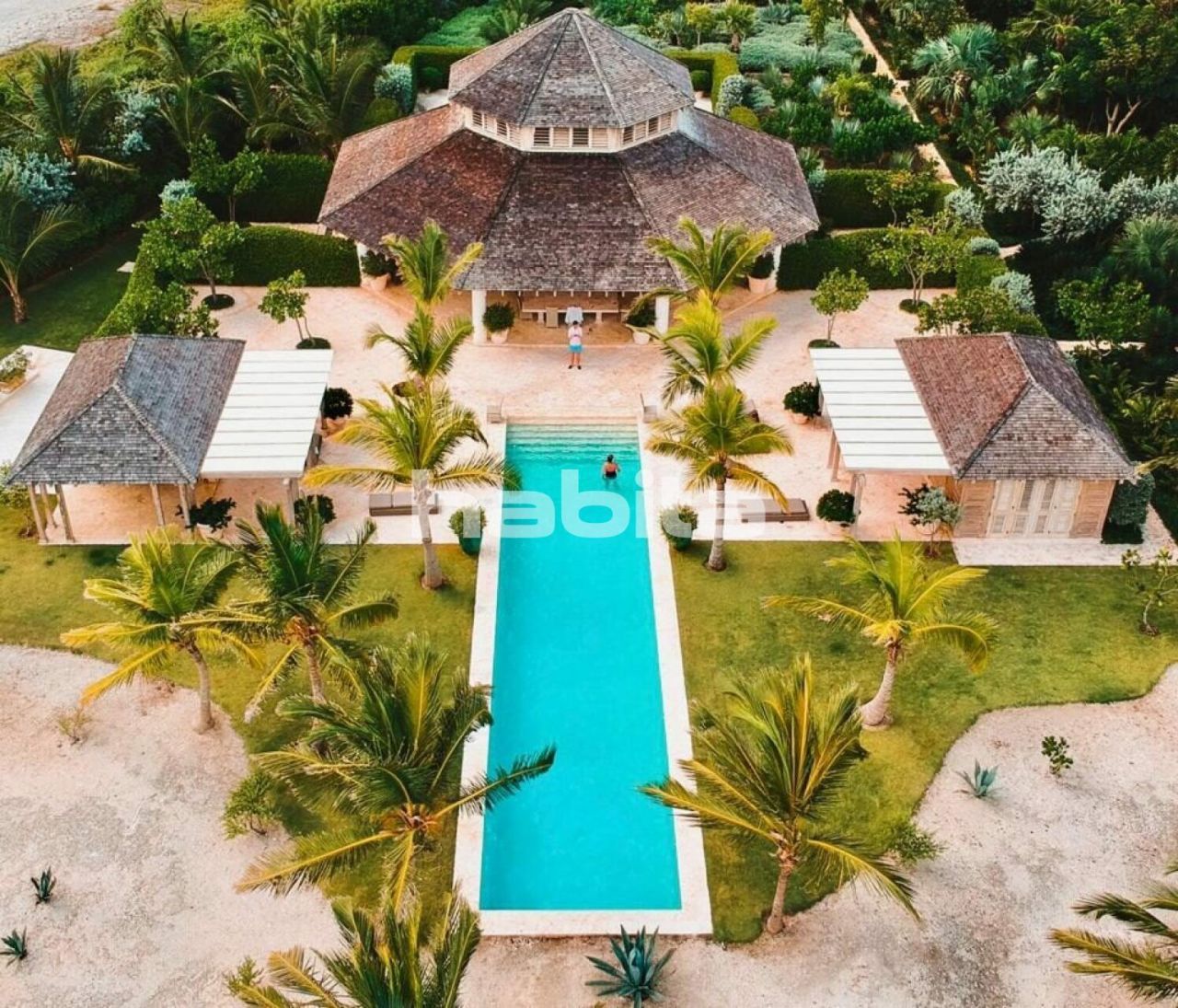 Villa en Punta Cana, República Dominicana, 1 110 m2 - imagen 1