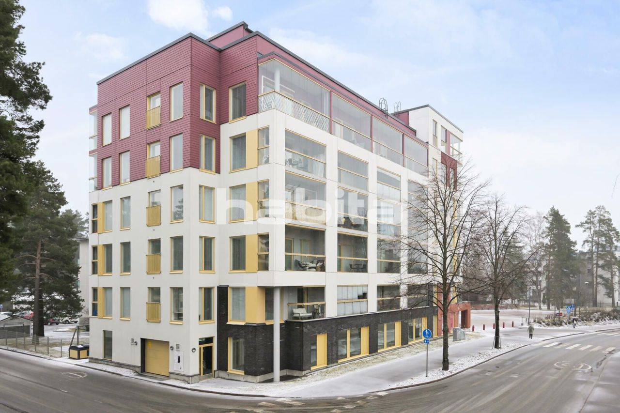 Apartment in Vantaa, Finland, 34 sq.m - picture 1