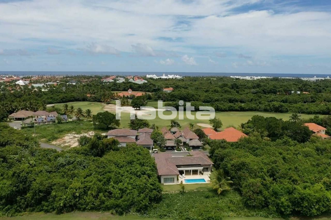 Villa in Punta Cana, Dominican Republic, 290 sq.m - picture 1