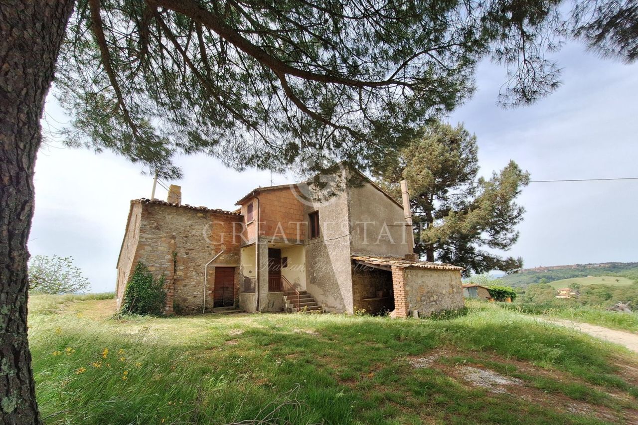 Haus in Montegabbione, Italien, 442.9 m2 - Foto 1