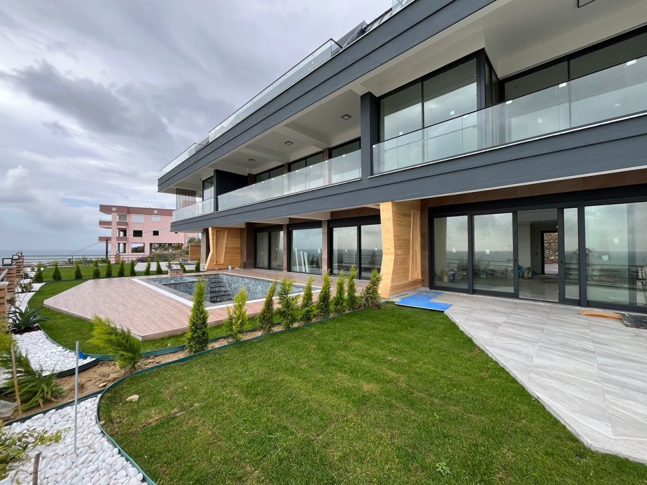 Villa in Incekum, Türkei, 410 m2 - Foto 1