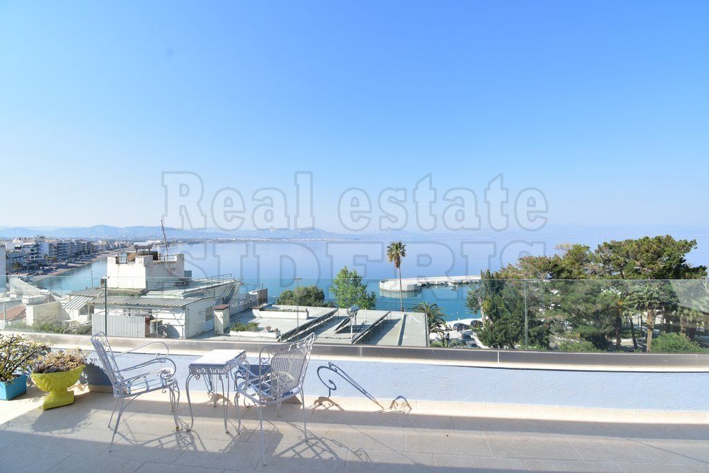 Penthouse in Loutraki, Greece, 67 sq.m - picture 1