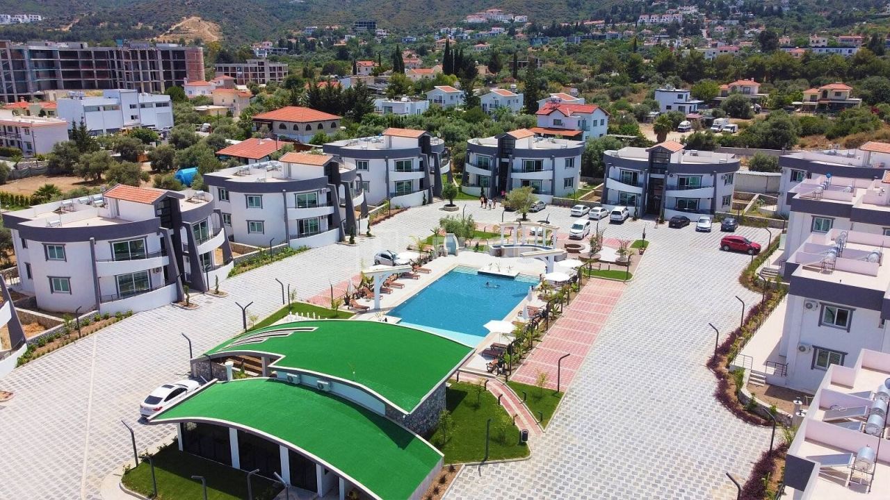 Apartment in Kyrenia, Cyprus, 76 sq.m - picture 1
