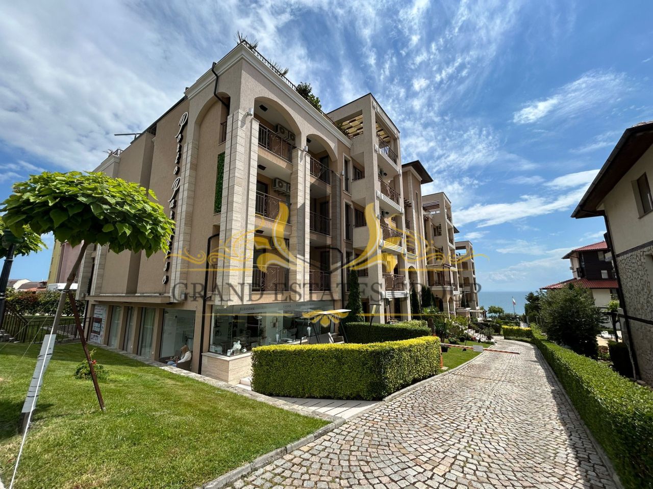 Apartment in Sveti Vlas, Bulgaria, 61 sq.m - picture 1