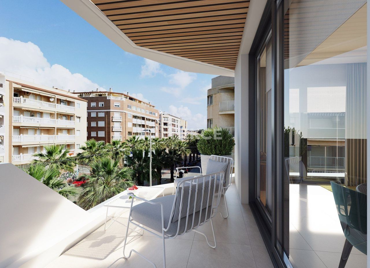 Apartment in Guardamar del Segura, Spain, 145 sq.m - picture 1