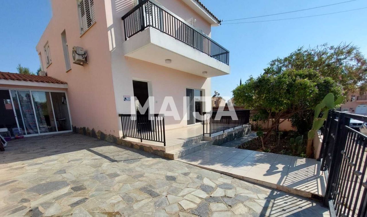 Villa en Alsancak, Chipre, 154 m2 - imagen 1