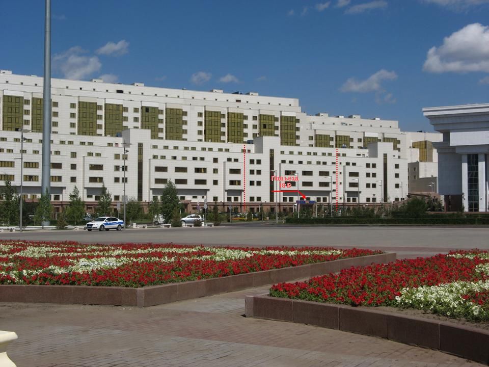 Office Astana, Kazakhstan, 3 565 sq.m - picture 1