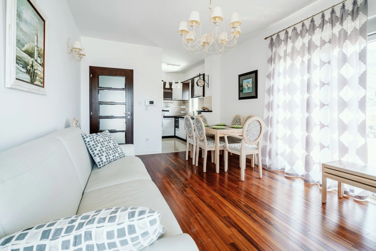Wohnung in Budva, Montenegro, 76 m2 - Foto 1
