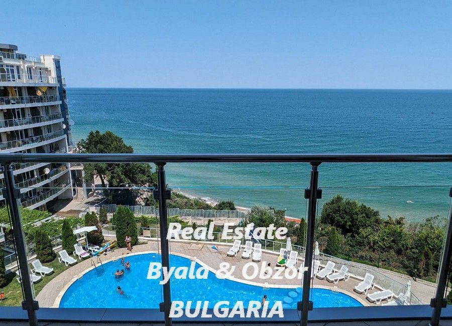 Appartement à Byala, Bulgarie, 133 m2 - image 1