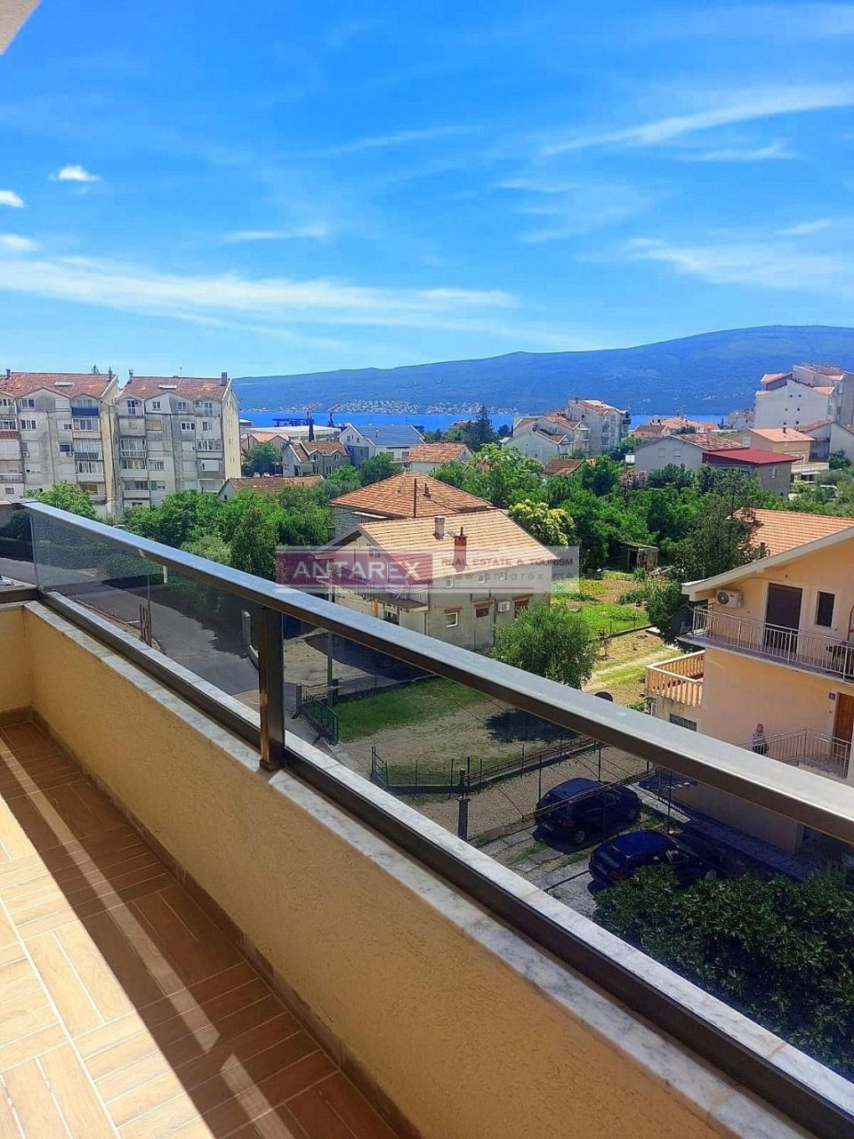 Apartamento en Bijela, Montenegro, 49 m2 - imagen 1