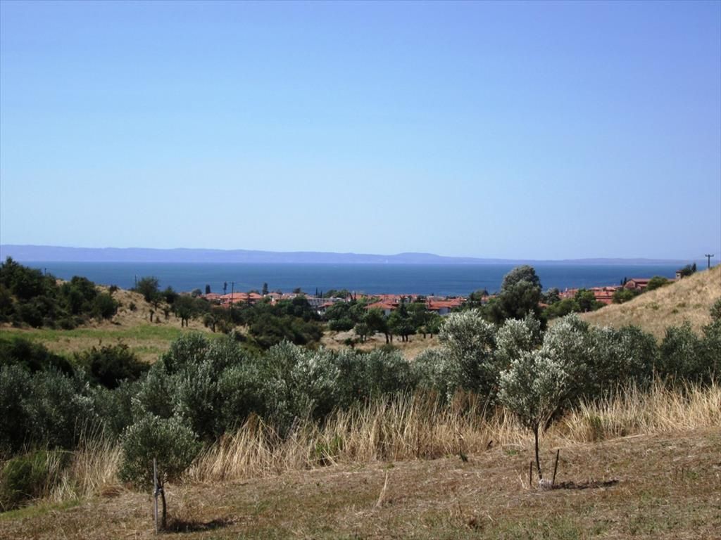 Land in Chalkidiki, Greece, 2 479 sq.m - picture 1
