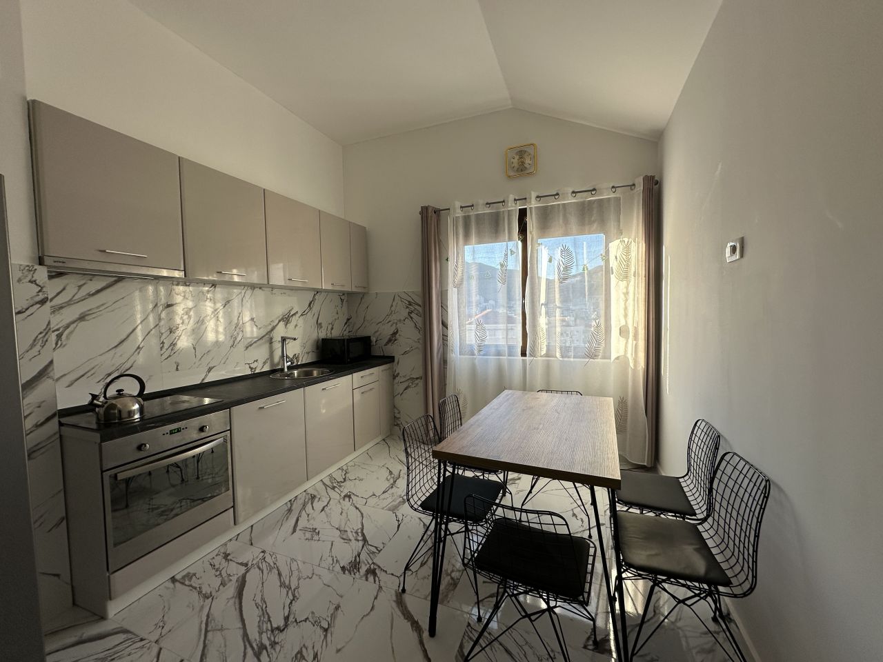 Wohnung in Budva, Montenegro, 87 m2 - Foto 1