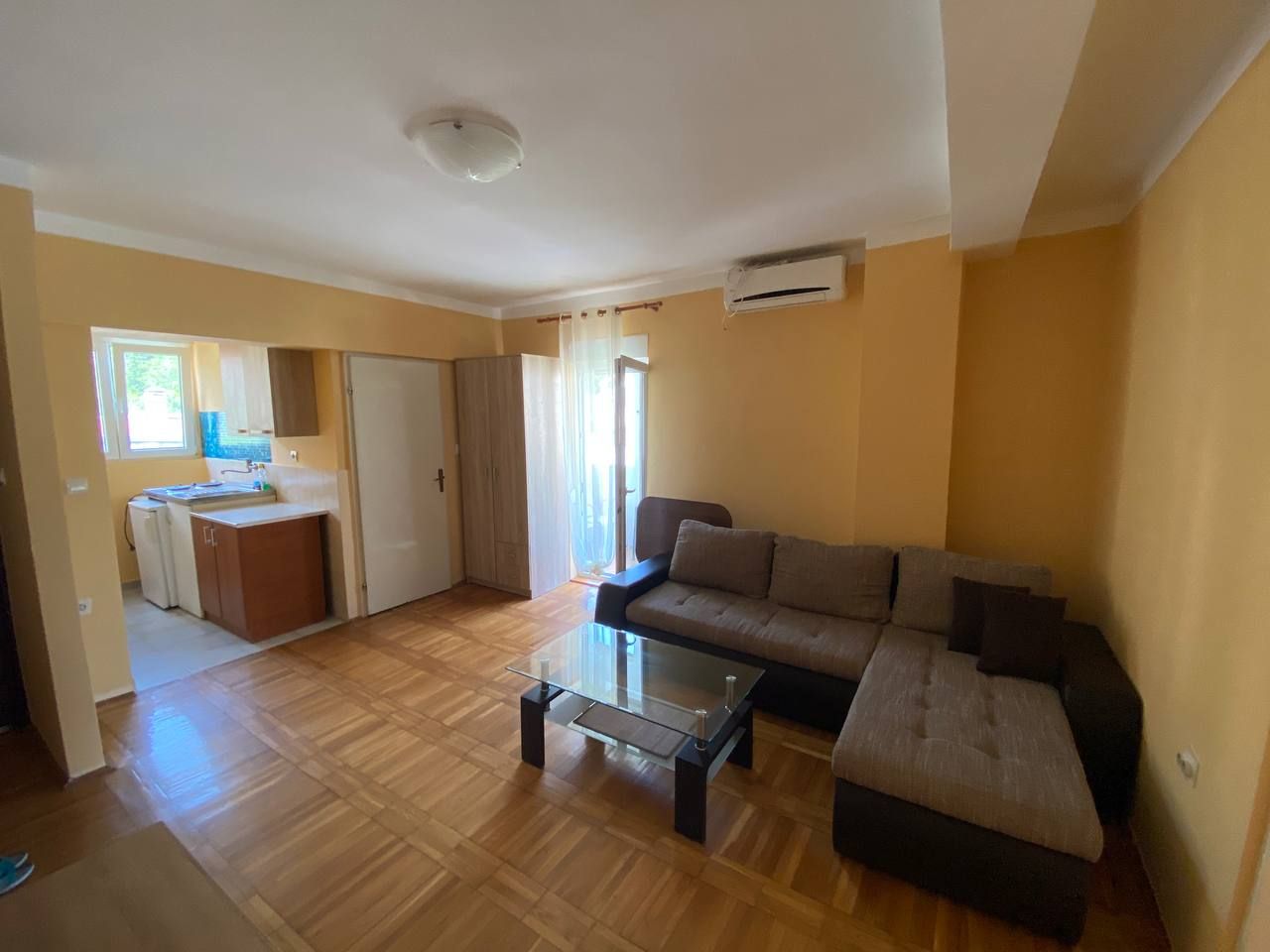 Wohnung in Budva, Montenegro, 60 m² - Foto 1