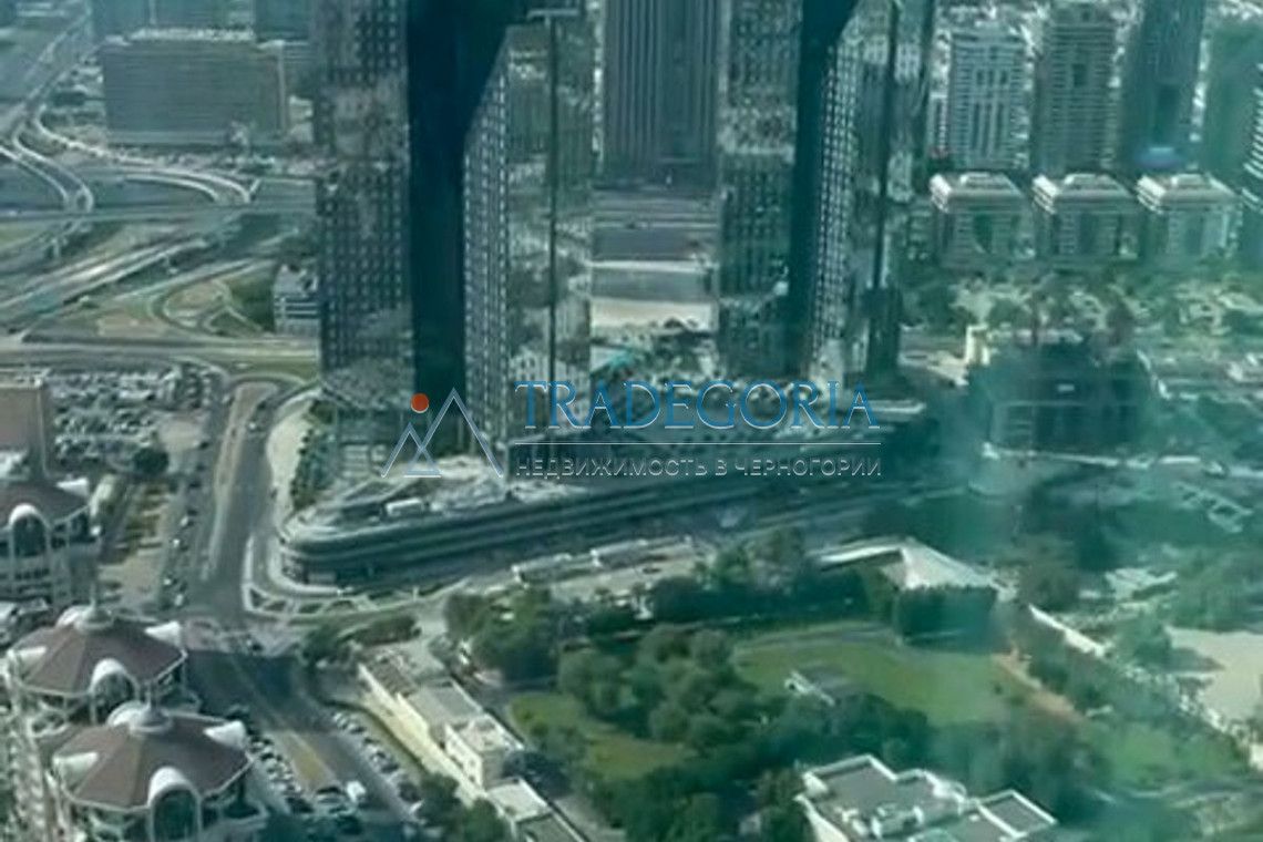 Flat in Dubai, UAE, 2 707 sq.m - picture 1